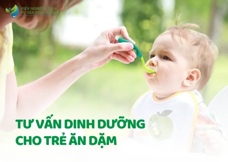 Bác sĩ tư vấn ăn dặm cho bé