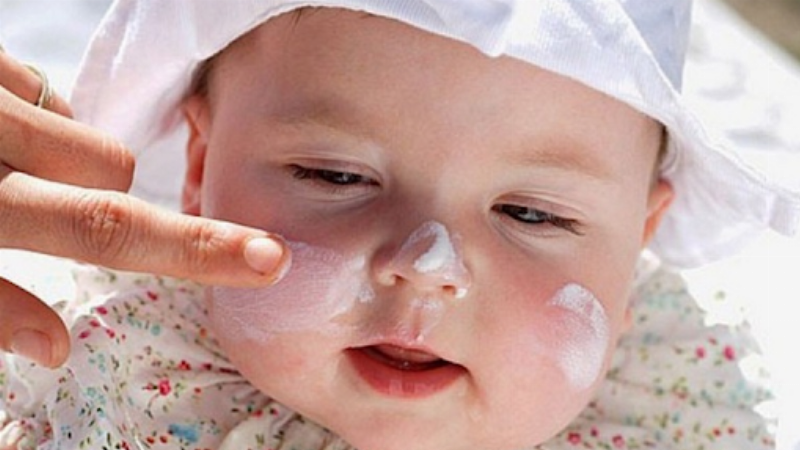 Chàm sữa ở trẻ sơ sinh