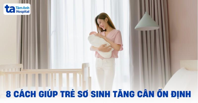 Bé uống sữa tăng cân khỏe mạnh