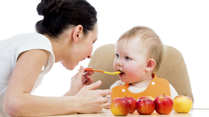 Lượng hoa quả phù hợp cho trẻ 4 tháng tuổi
