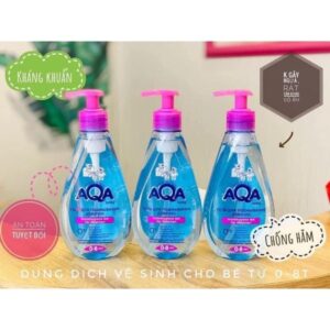 Dung dịch vệ sinh AQA Baby Nga dành cho bé gái , bé trái dạng gel 250ml (từ 0-8y)